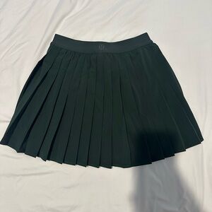 Lululemon high rise pleated tennis skirt green